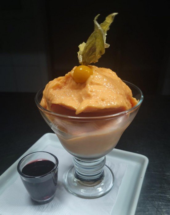 Creme de Papaya com Licor de Cassis